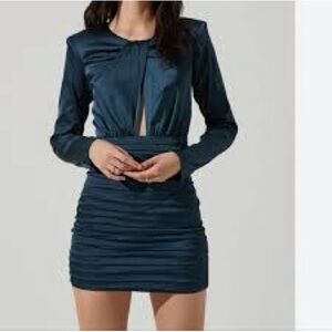 Astr Green Satin Long Sleeve Dress